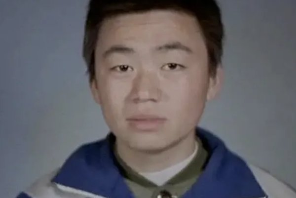 《八角笼中》原型恩波现状