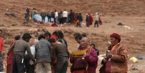 西藏旅游——听西藏起尸故事吓得尿裤子，不敢出门