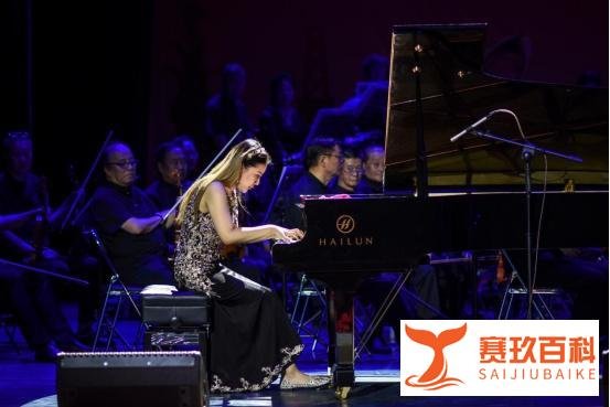 克拉玛依市第二届钢琴艺术节特邀青年演奏家李佳艺