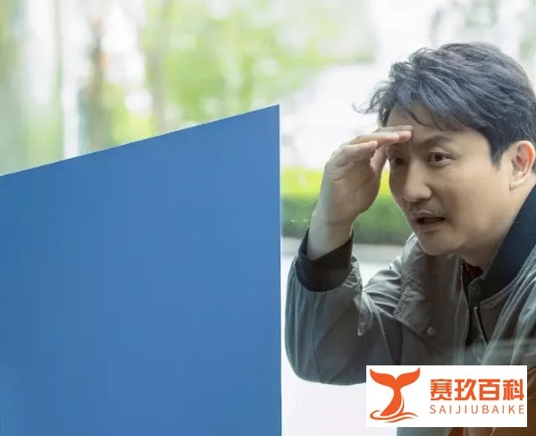 白岩松首次回应年轻人“爹味”评论:平等是最大的尊重