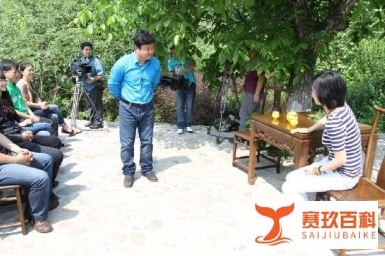 主持人小超(孙希超)《小超访谈录》:“中国达人”潘倩倩——胶州姑娘的打工经历