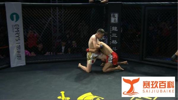 龙三国际MMA:57公斤级闪电战!胡特VS尹相兆,两分钟速战速决!