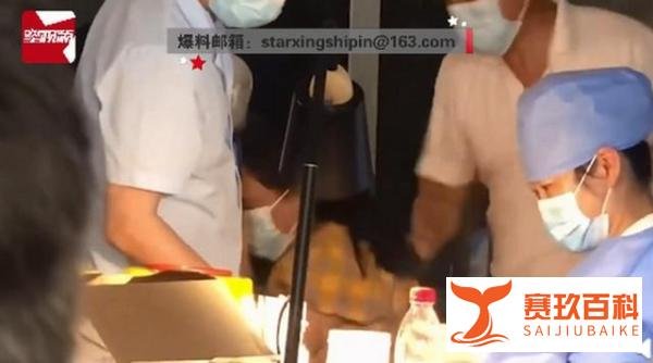 女子因害怕打针当众被老公打 这是咋情况？