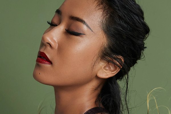 捷克俊逸的个人资料及简历