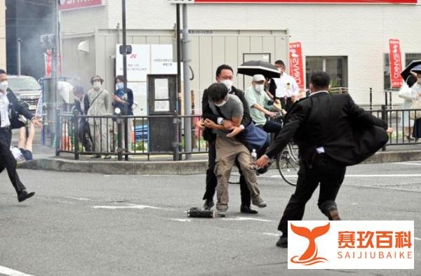 日本警方公布“安倍遇刺”后通讯纪录，更多细节曝光！