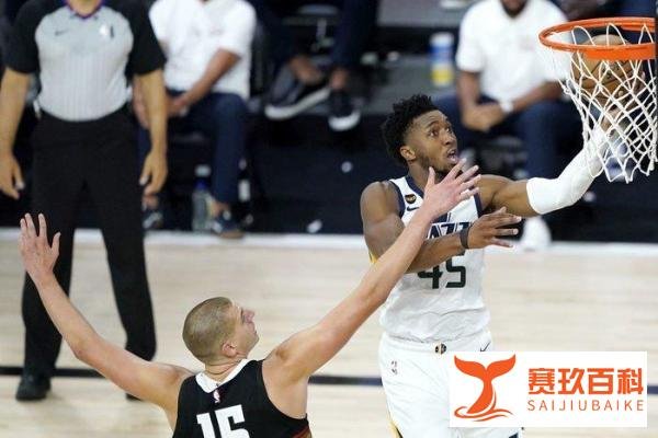 23岁季后赛轰57分 但关键时刻掉链子！米切尔 你还不是乔丹