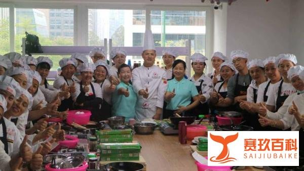 深圳月嫂培训要多少学费？掌握这些让家政阿姨就业有保障！