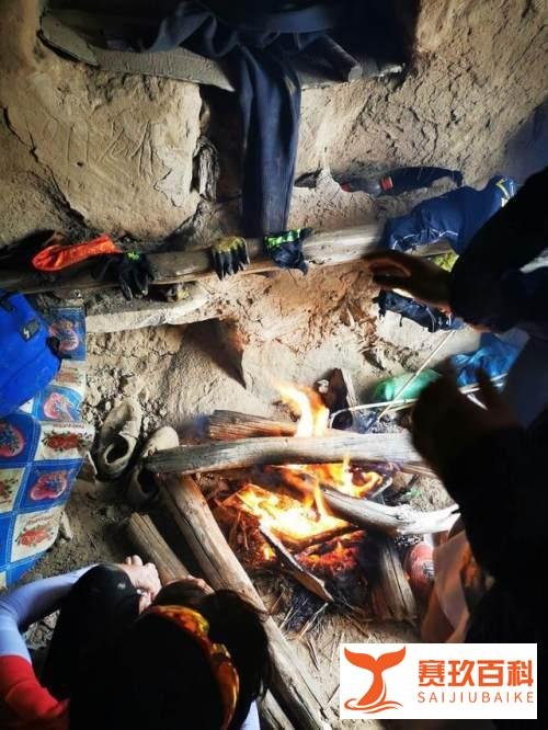 跟随甘肃牧羊人重走救援路 这是咋情况？