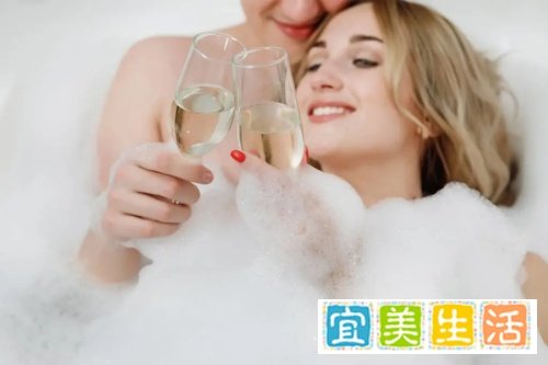 被男朋友撩到浑身发软，是什么体验?