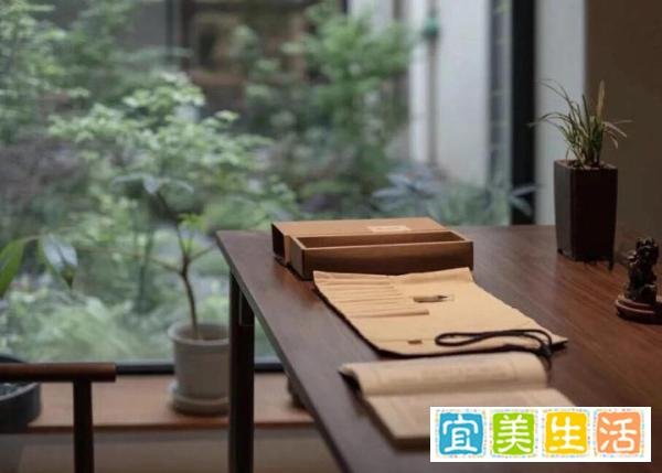 《道德经》以宽怀之心度人??以严苛之念责己