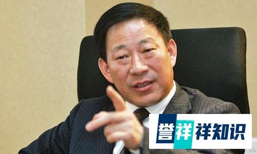30岁变千亿首富，买豪车犒劳员工，给门卫和保洁月薪达10000元！