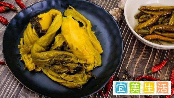 “老坛酸菜”事件影响13万人生计:39家工厂停产,害群之马是谁?