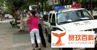 北京动物园两家人互殴，监控曝光的1个细节，当父母的简直不敢看