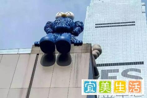 优衣库联名款T恤凭什么火？
