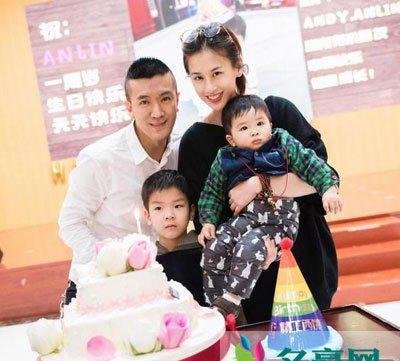 黄圣依老公扬子是谁 一直不明白扬子为什么那么有钱感觉很神秘