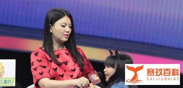 当红主持人的年收入排行，何炅3000万只能排第二，第一高达上亿