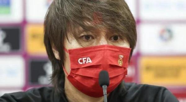 李铁严重违法,被爆在一家银行存款1亿:这么赚钱,难怪男足门槛高!