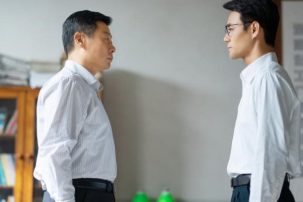 《大江大河》东海化工厂的原型是什么？