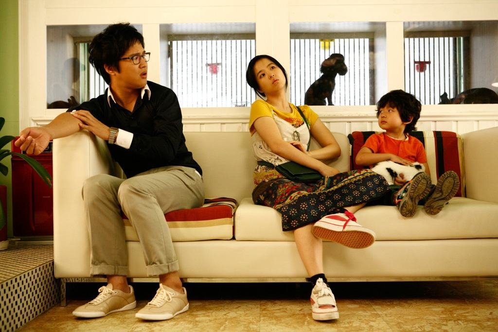 为什么很多人推荐韩国影片《非常主播》?