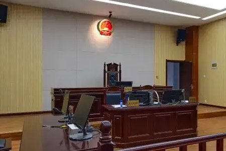 陕西拐卖婴儿主犯不满19岁，主犯会被怎么判？
