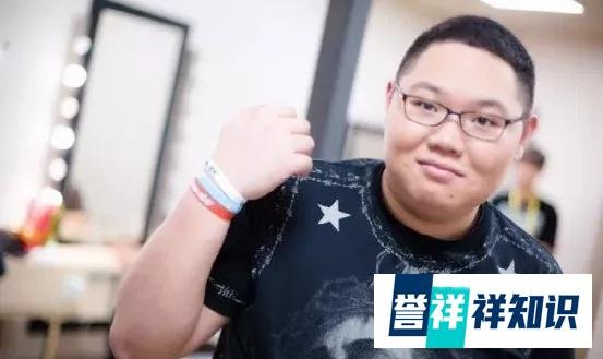 从网瘾少年到入选LPL名人堂，PDD的电竞之路！