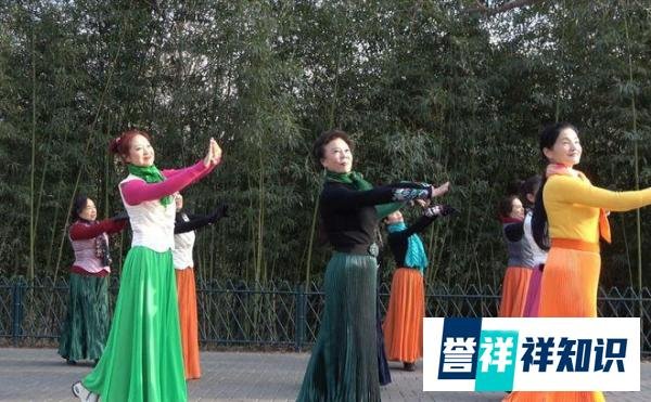 专家建议女性退休年龄改到60岁，是舍不得权利，还是放不下服务？