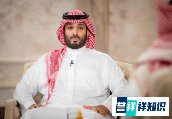 沙特王储MBS送球员和工作人员劳斯莱斯