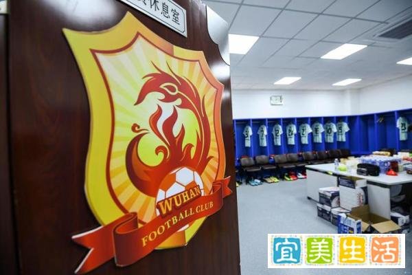 中超4消息：武汉长江解散，钱杰给加盟浙江，王大雷或离队